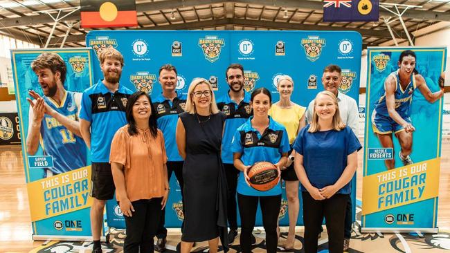 Ka-ren Chew (front left) standing next to Liberal Party deputy leader Libby Mettam. Picture: Facebook