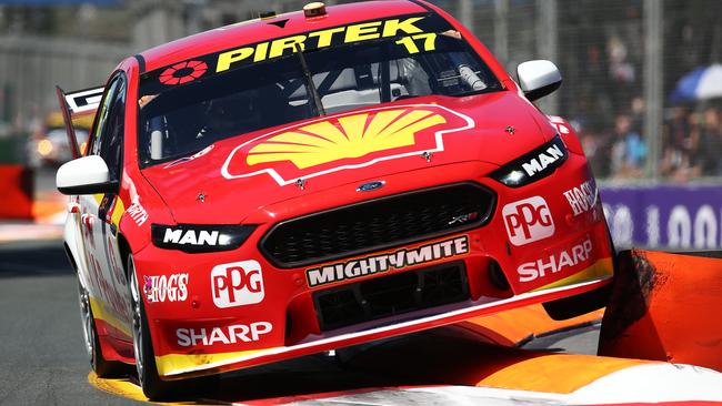 Scott McLaughlin won Race 22 of the Supercars Championship on the Gold Coast.