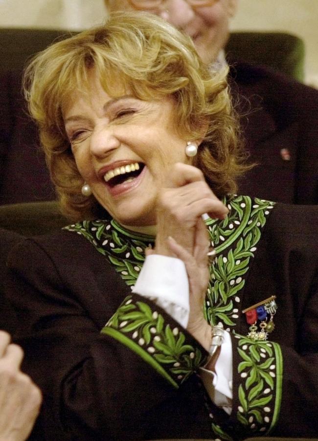 Jeanne Moreau was admitted as a member of French Academy of Fine Arts, in 2001.