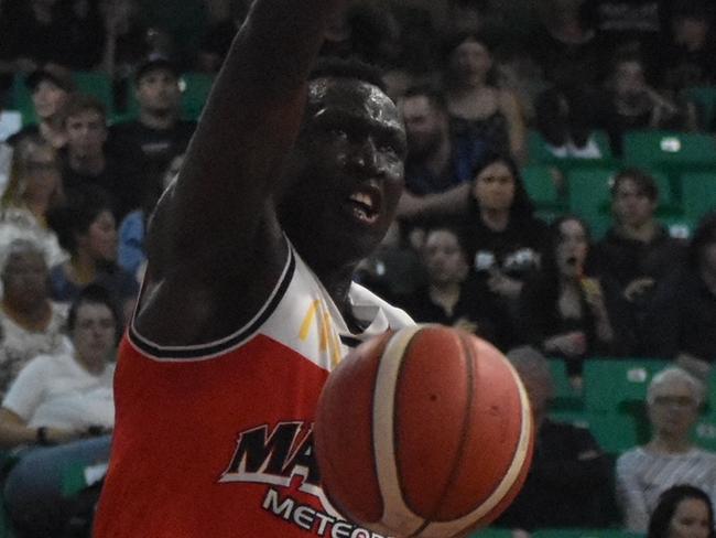 Athletic Meteor wants Mackay ring before NBL call