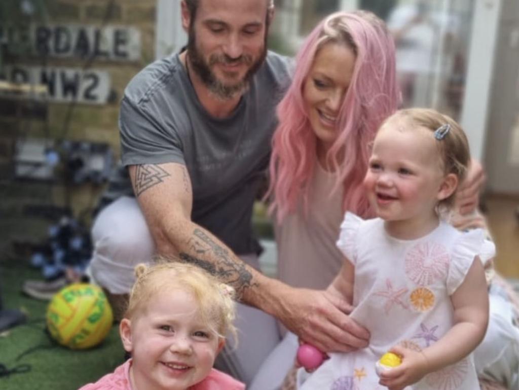 S Club 7 Star Hannah Spearritt Reveals Money Struggle Is Currently ‘homeless The Courier Mail