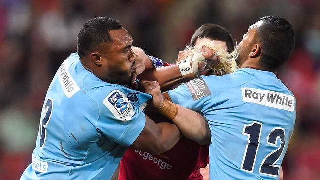 Sekope Kepu (left) was yellow carded after coming to blows with Beau Robinson.