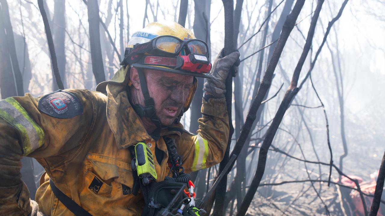 ‘Rapid weight of attack’ from fireys in West Coast bushfires