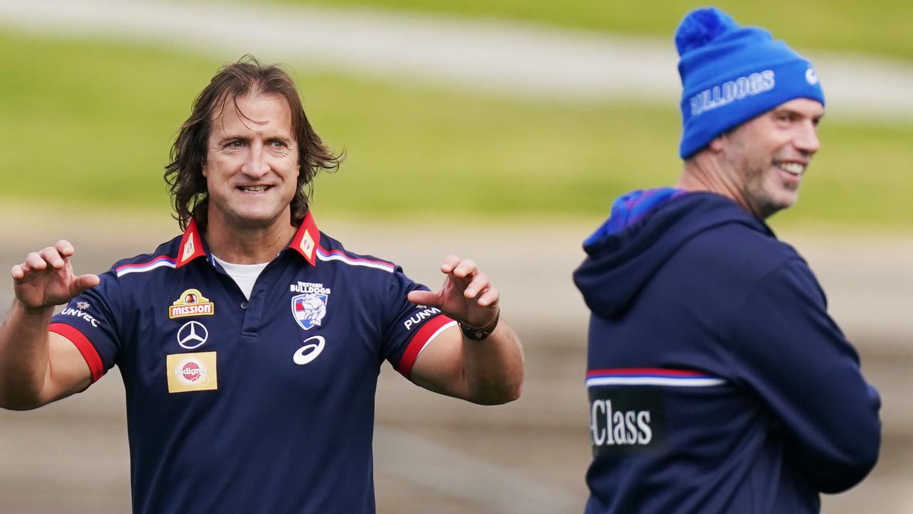 Rohan Smith Western Bulldogs: Defensive coach to leave AFL club after ...