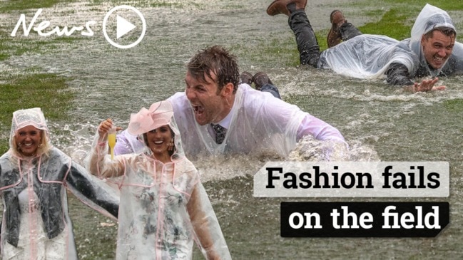 Melbourne Cup 2018: Fashion fails on the field