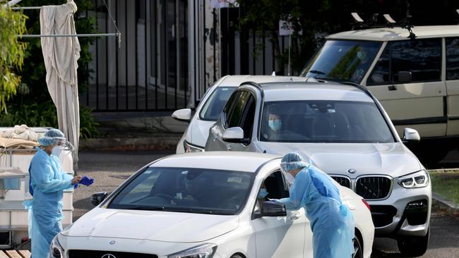 SYDNEY, AUSTRALIA - NewsWire Photos JANUARY 14, 2022: Drive through Covid 19 testing at Ryde. Picture: NCA NewsWire / Damian Shaw