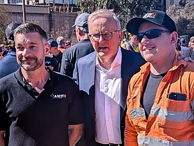 WHYALLA, AUSTRALIA - NewsWire Photos - 20 FEBRUARY, 2025: Australian Prime Minister Anthony Albanese is pictured visiting with workers at Whyalla Steelworks in South Australia. Picture: NewsWire / Tim Joy