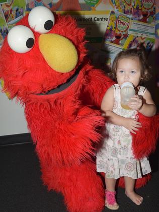 Darwin kids meet Elmo | NT News