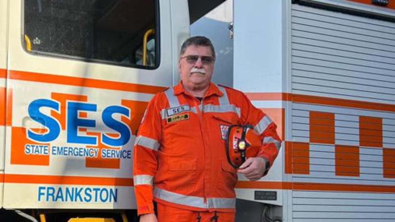 Victorian hero celebrates 50 years with SES