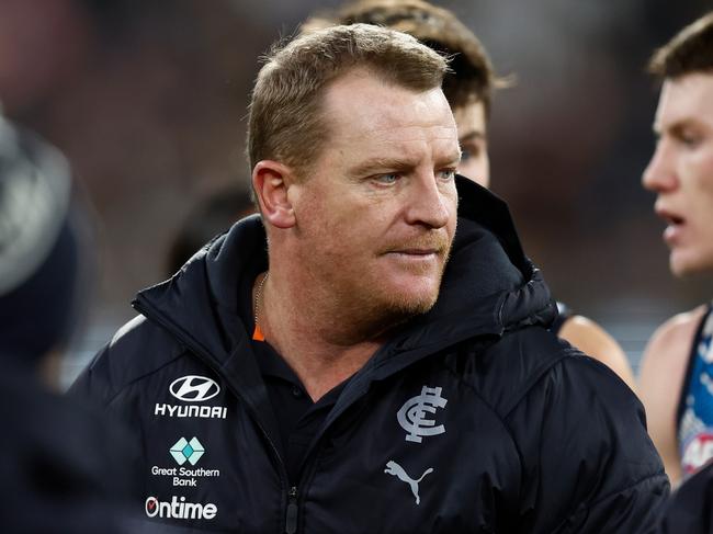 MELBOURNE, AUSTRALIA - MAY 21: Michael Voss, Senior Coach of the Blues looks on during the 2023 AFL Round 10 match between the Carlton Blues and the Collingwood Magpies at the Melbourne Cricket Ground on May 21, 2023 in Melbourne, Australia. (Photo by Michael Willson/AFL Photos via Getty Images)