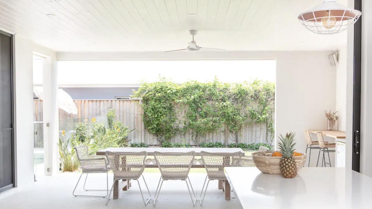 View of the indoor/outdoor entertaining area at Echo Lane Beach house in Casuarina.