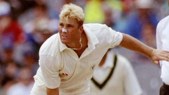 Shane Warne is the best spinner Lawry has seen.