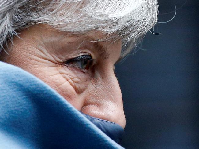 British Prime Minister Theresa May gets into a vehicle at Downing Street, as she faces a vote on Brexit, in London, Britain March 13, 2019. REUTERS/Henry Nicholls - RC1555DD68C0