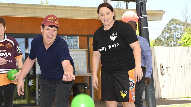 Bruce Campbell with Emily Montgomery from USQ.