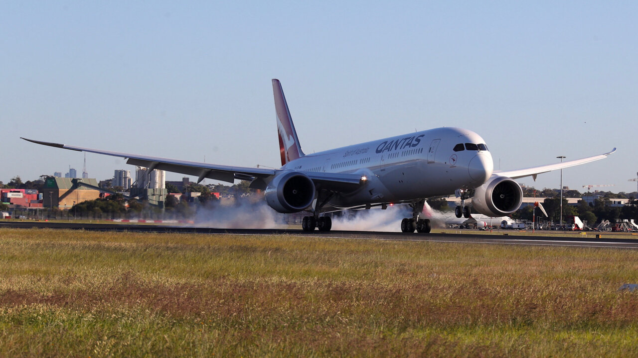 On Board the 19-Hour Nonstop Qantas Flight Teaching Us About Jetlag