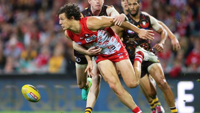 AFL Media Watch: Why Richmond should target Kurt Tippett, Paddy Ryder ...