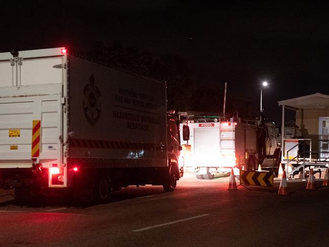 Emergency service vehicles arrive at Darwin Correctional Precinct after a prisoners have been reported on the roof of Darwin jail after Ômass breakoutÕ Picture: Che Chorley