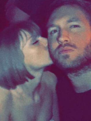 Kisses ... Taylor Swift and Calvin Harris. Picture: Snapchat