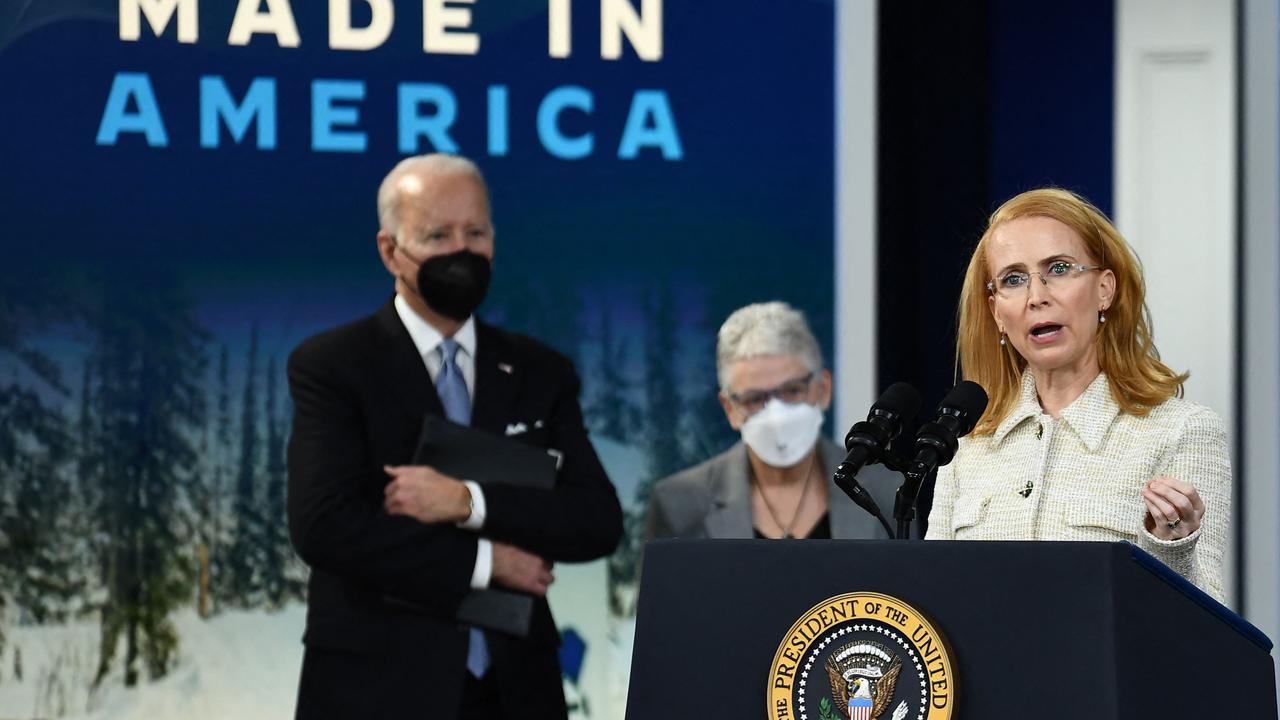 <span channel="Web,Tablet">US President Joe Biden and White House National Climate Advisor Gina McCarthy listen as Tritium CEO Jane Hunter speaks during an event about rebuilding manufacturing,</span>