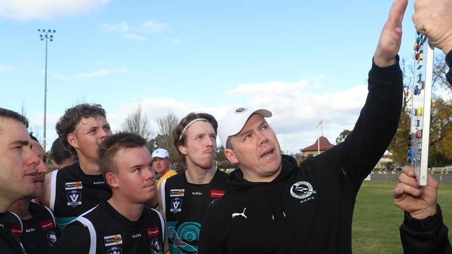 Maryborough Magpies coach Matthew Johnston talks to the players. The team will not be joining the Maryborough Castlemaine league next year. Picture Yuri Kouzmin