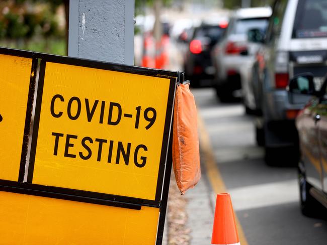 ADELAIDE, AUSTRALIA - NewsWire Photos December 20 2021: Covid-19 testing at the Daw Park clinic in Adelaide as South Australia continues to record increasing cases of the Omicron coronavirus variant. Picture: NCA NewsWire / Kelly Barnes