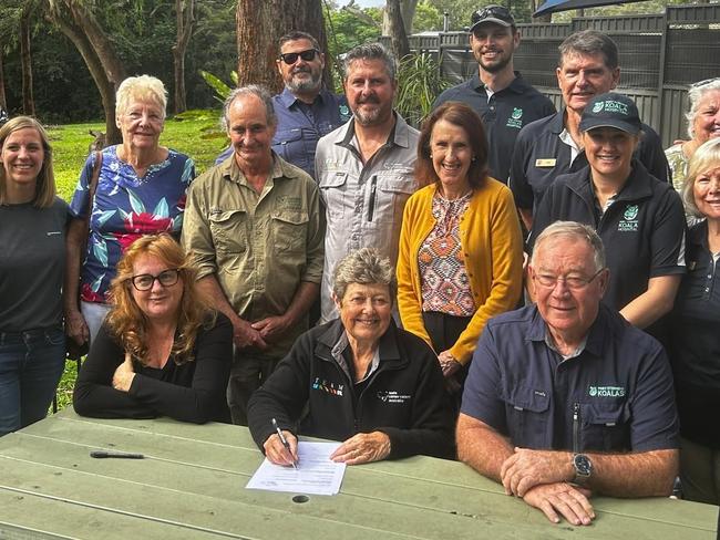 Aliison Kelly, President Friends of the Koala Inc, with Sue Ashton, Director/Chairperson, Alliance Convenor Koala Conservation Australia Ltd, Ron Land, President Port Stephens Koalas, and members in Lismore for the signing the NSW Koala Hospital Alliance (NKHA).