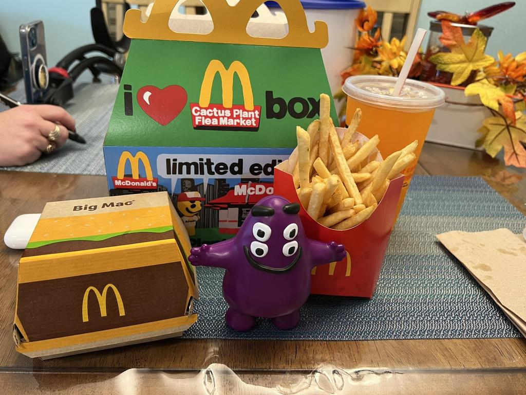 There’s a new $20 McDonald’s menu item in the US that Australians desperately want here. Picture: Twitter