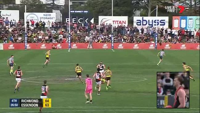 Nick Hind's dash off halfback for Essendon VFL (7VFL)