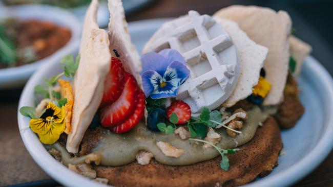 Hummingbird hotcake with spiced banana bustard, maple meringue, dehydrated pineapple, salted caramel coconut ice-cream. Lewis Lotherington (@louislovestoeat).