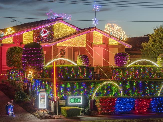 Vote now: Bundaberg’s best Christmas lights display