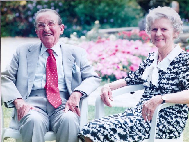 SA couple make biggest donation in Australian art history