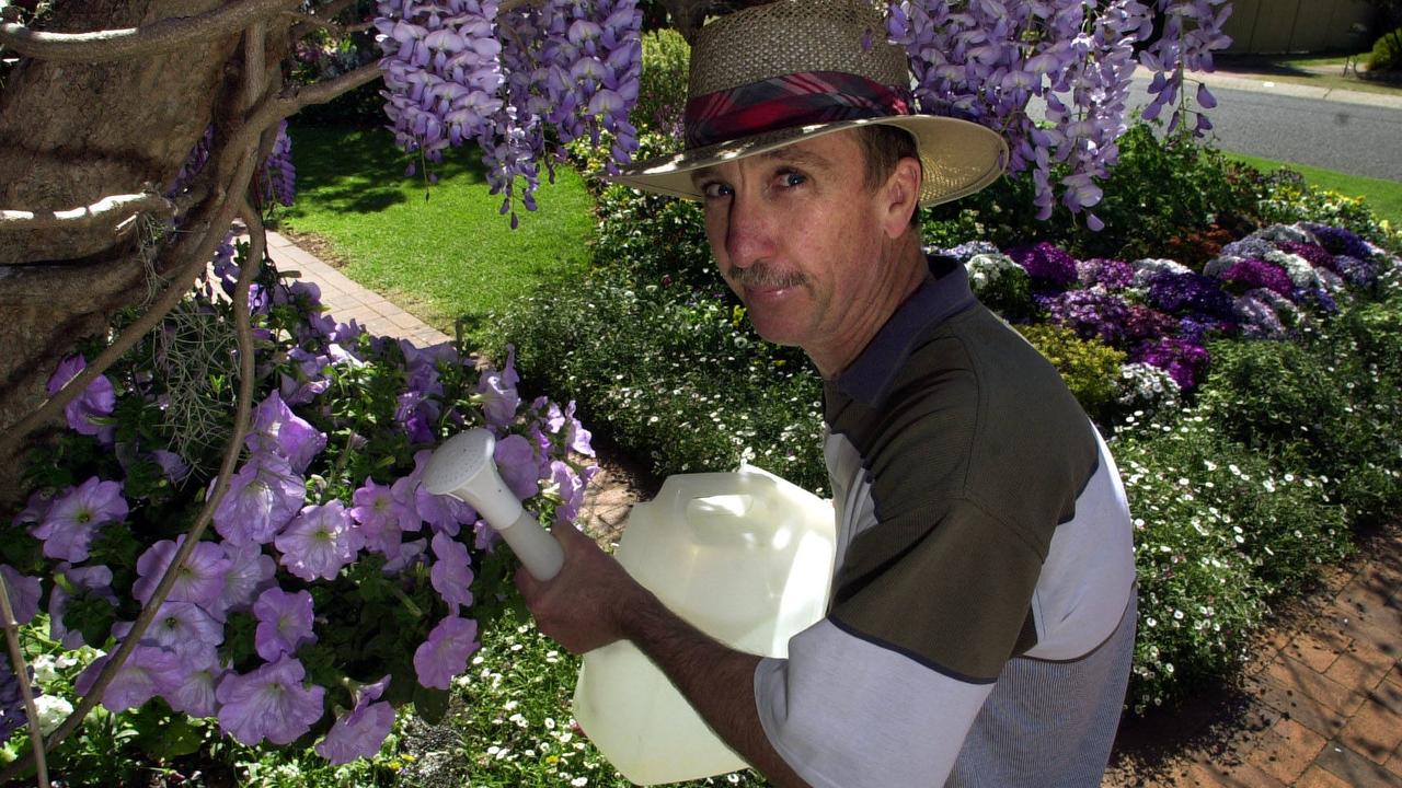 Toowoomba Carnival of Flowers is still going ahead despite the Level 4 Water Restricition – Champion of the Floral Display Jeff Aitchison. Picture: David Martinelli.