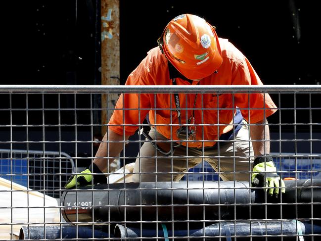 SYDNEY, AUSTRALIA - NewsWire Photos March 17, 2025. Construction workers at a Sydney building site. Construction Generics.   Picture: NewsWire / John Appleyard