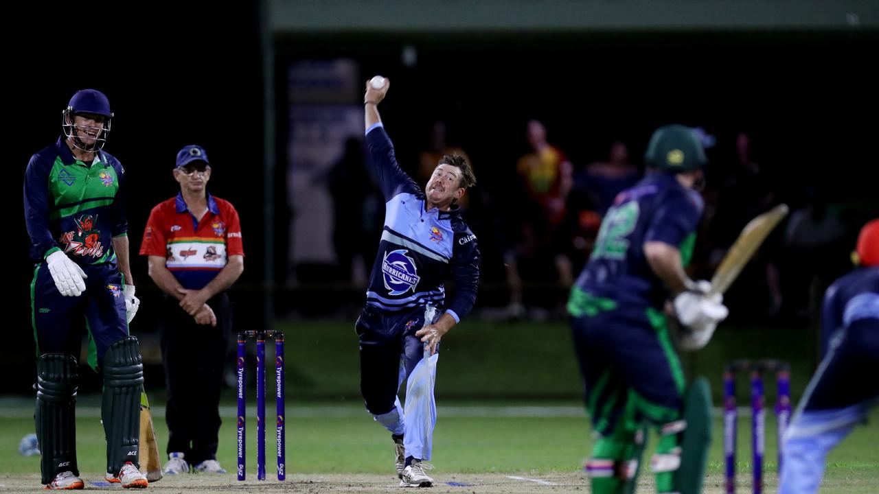 T20 Barrier Reef Big Bash: Designer First Homes Dare Devils v Halpin Hurricanes at Griffiths Park. Hurricanes' Mitchell Warnock. Picture: Stewart McLean