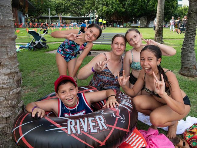 DARWIN, AUSTRALIA Sunday, 31 December, 2023:DARWIN NEW YEARS EVE 2023 Kyle Wong, Chloe Wong, Sienna Julian, Laura Julian and Indi Julian pose for a photo at Darwin Waterfront. Picture: Pema Tamang Pakhrin
