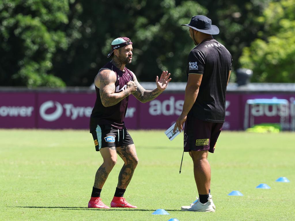 Adam Reynolds in action at Broncos training at Red Hill. Pics Adam Head