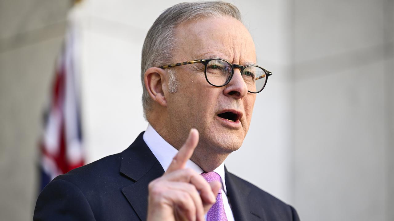 ‘Get a bit of maturity’: Albo slams journos