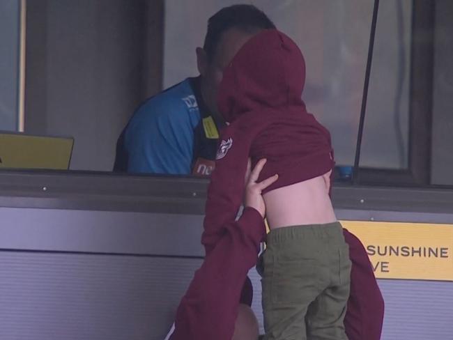 The Manly supporter's cheeky move.