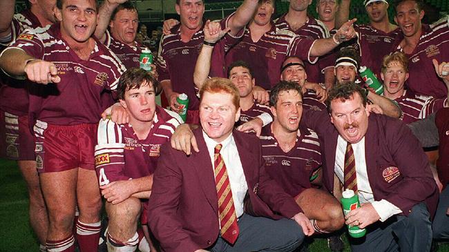 Jubilant Queensland State of Origin RL team with coach Paul "Fatty" Vautin after winning second game at MCG and the 1995 series.    Sport / Rugby League / Teams