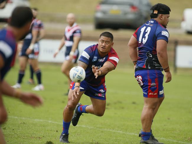 Alefelio Moata’ane finds support. Picture: Warren Gannon Photography