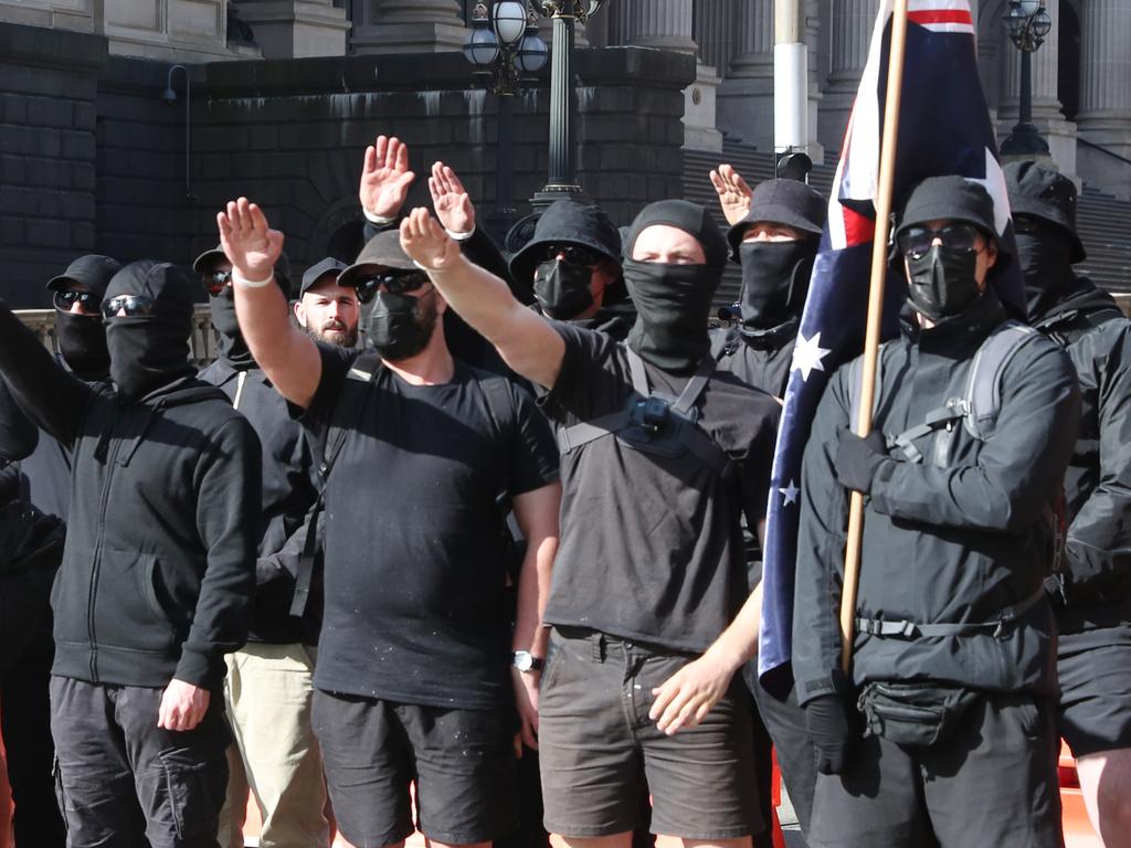 Neo-Nazi immigration protest Melbourne: neo-Nazis, anti-racism ...