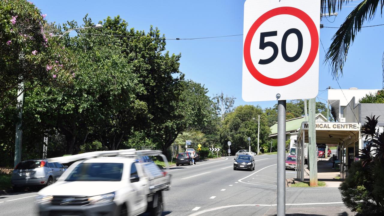 Sunshine Coast Police Officer Warns Drivers About Palmwoods