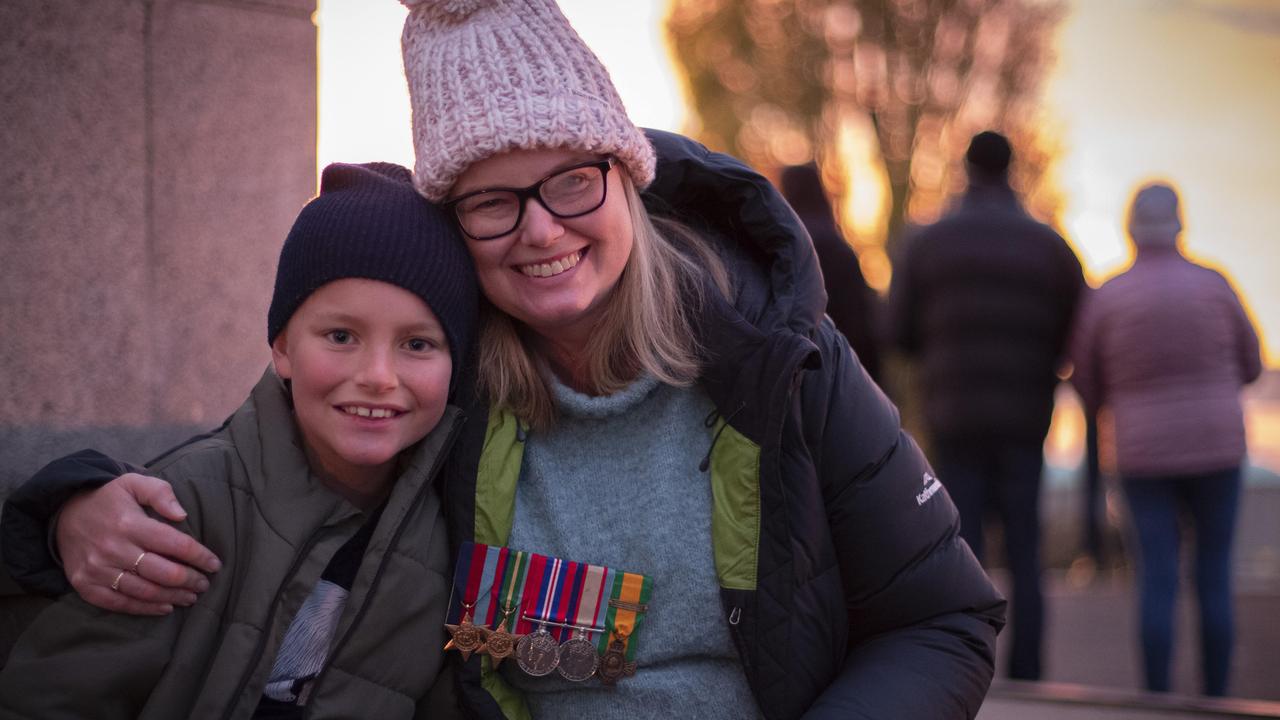 Anzac Day 2023 Hobart Dawn Service, parade Gold Coast Bulletin