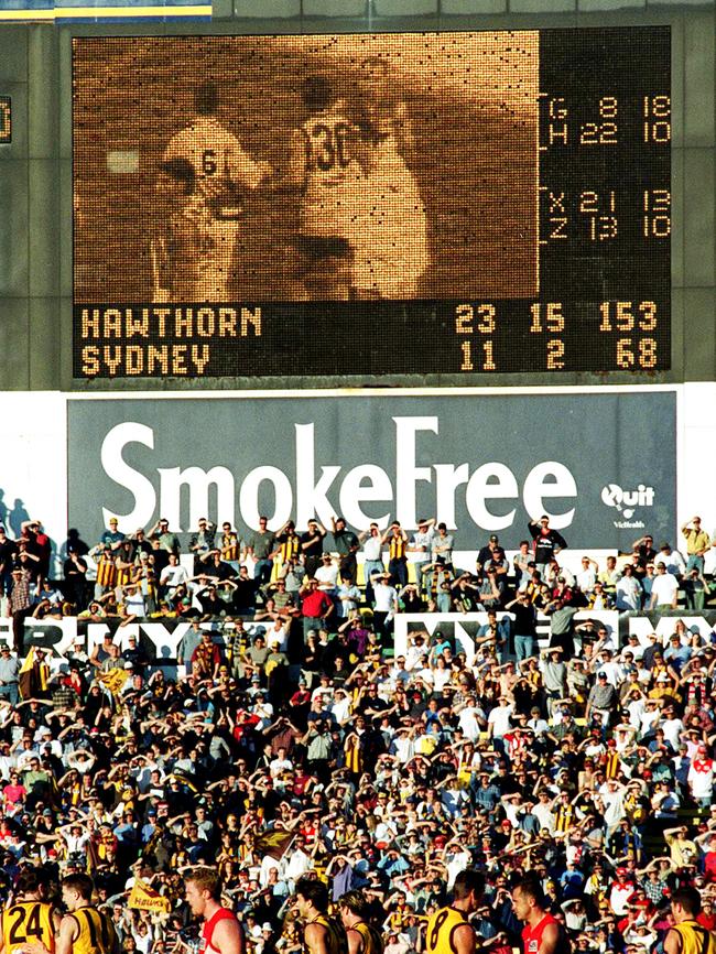 The scoreboard after the final Waverley Park match. Picture: Norm Oorloff