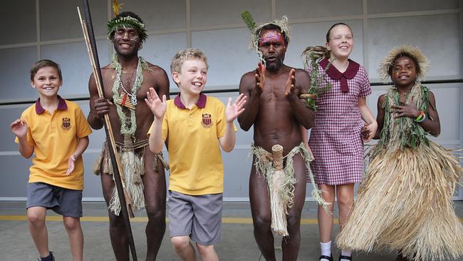 Vanuatu’s Yakel people from Tanna film visit Annandale North Public ...