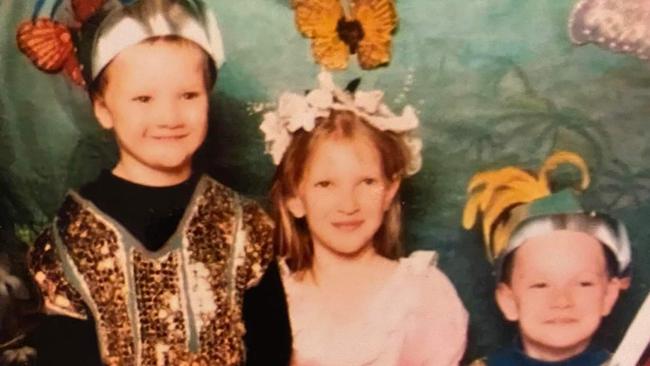 Ron Richmond as a child with his older siblings Melanie and Clint Sean.