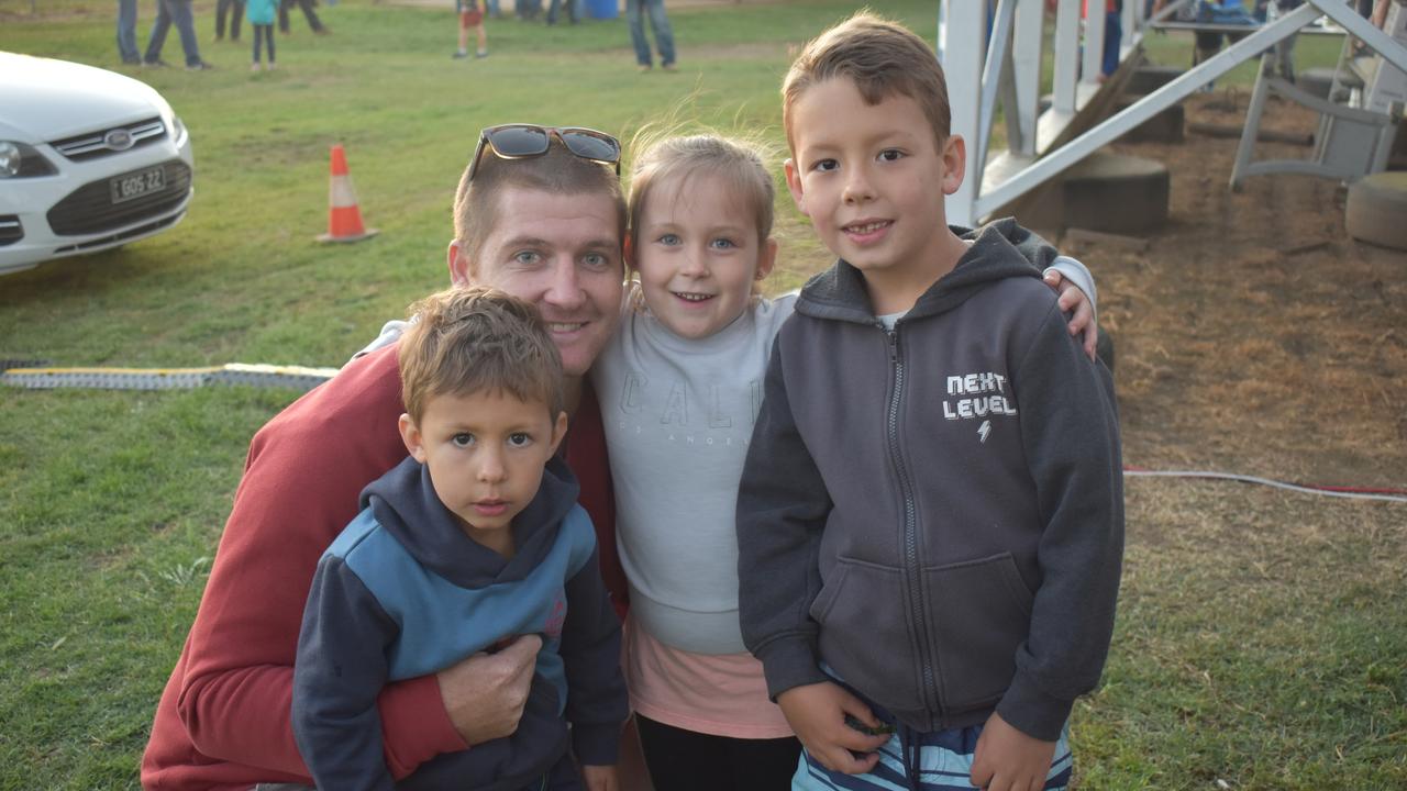 Matthew Morgan with his daughter Kaylee (5) and nephews Hunter Ralph (4) and Levi Ralph (7) at the 2021 Killarney Rodeo. Photo: Madison Mifsud-Ure / Warwick Daily News