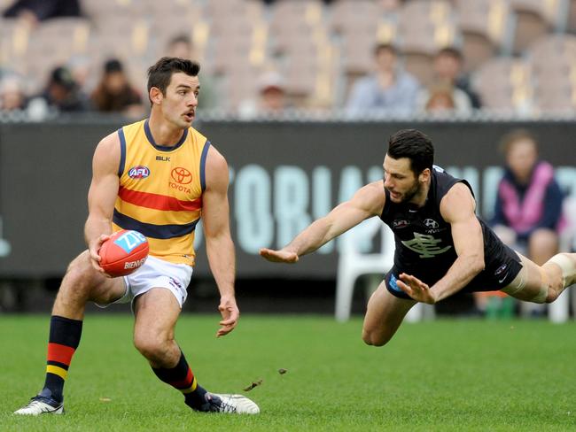 Taylor Walker impressed for the Crows. Picture: AAP Image/Joe Castro