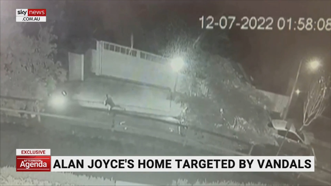 Vision captures moment vandals target home of Qantas CEO Alan Joyce