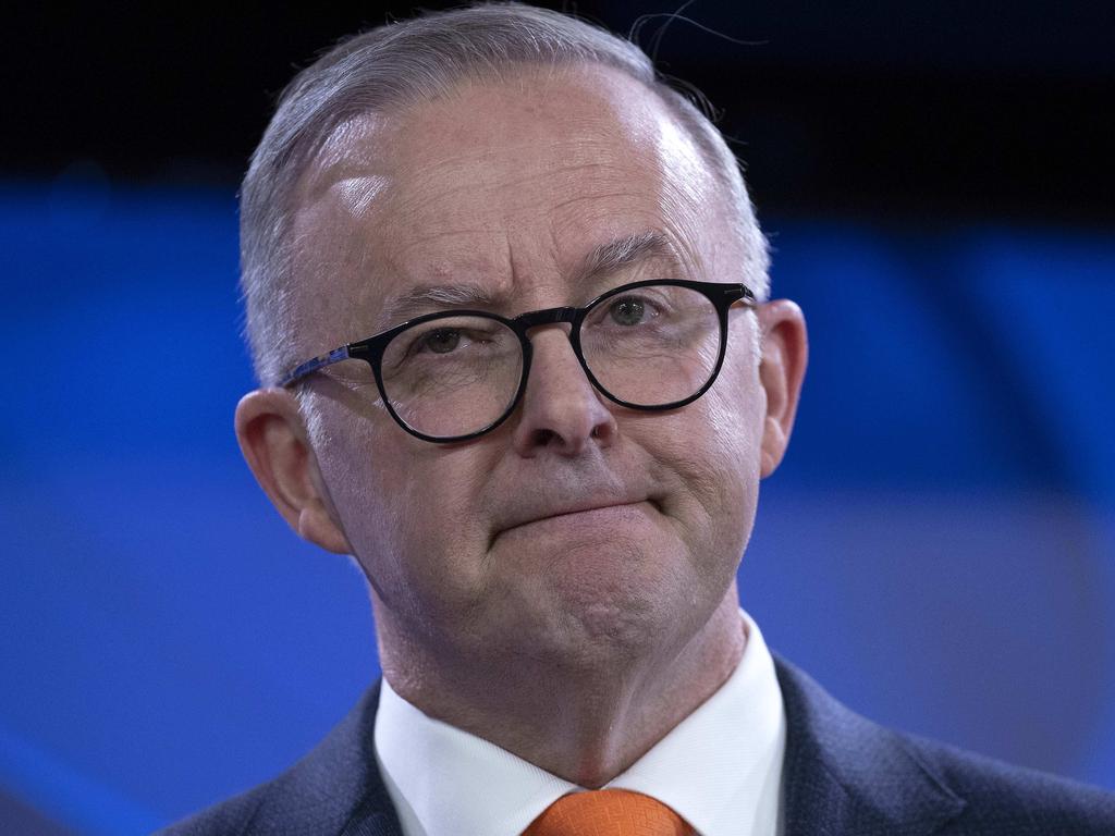 Anthony Albanese Labor government confirms it won’t lift JobSeeker payment in October budget